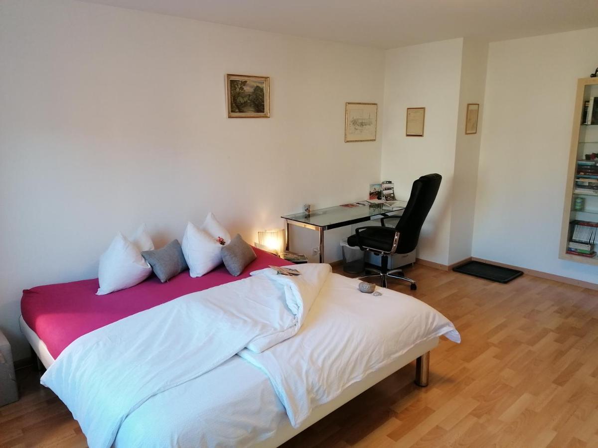 Konditor B & B Frenkendorf Exteriör bild