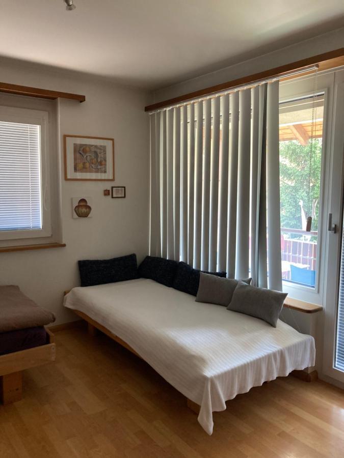 Konditor B & B Frenkendorf Exteriör bild